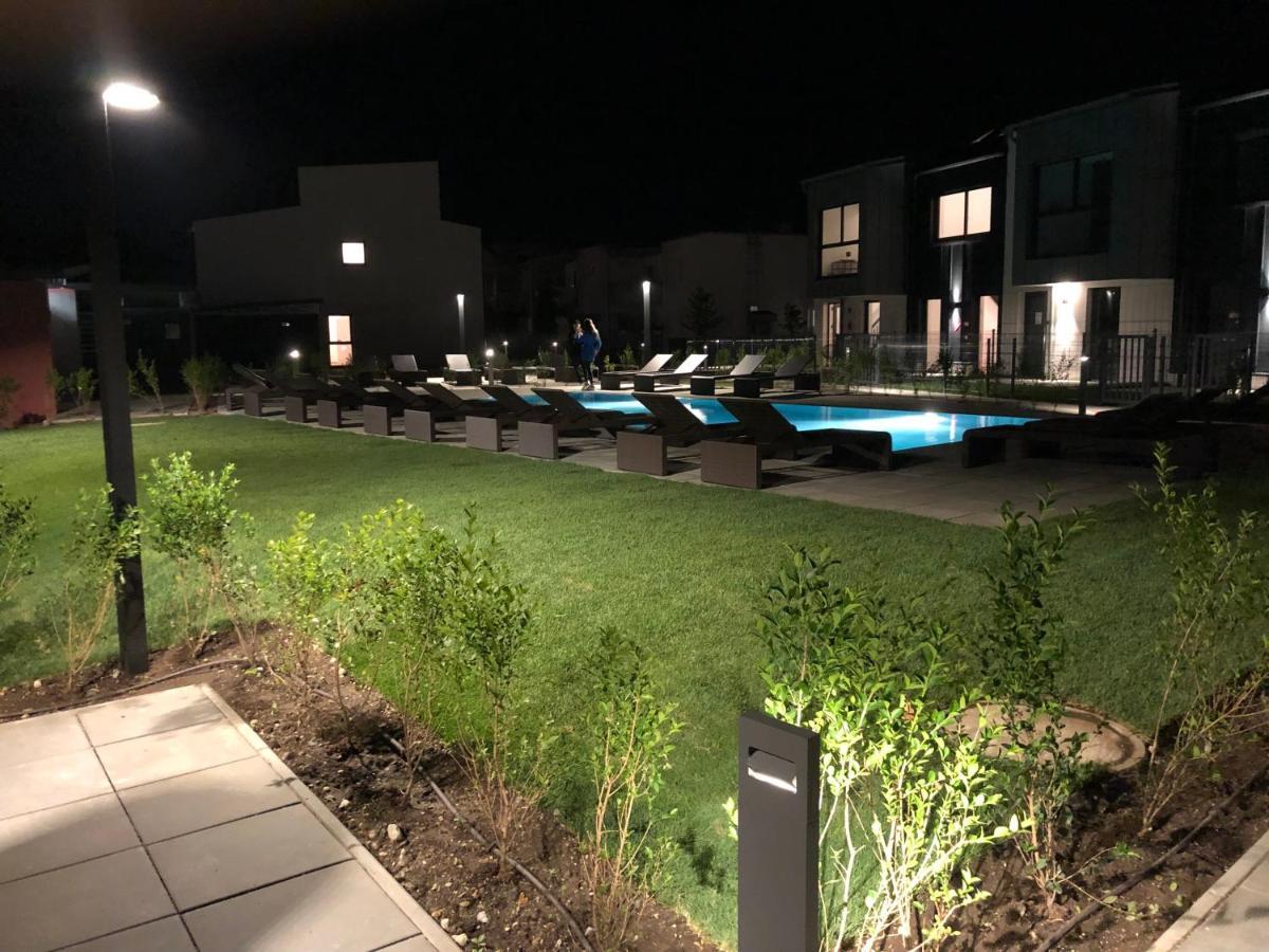 25H Spa-Residenz Best Sleep Privat Garden & Pools Нойзидль-ам-Зе Экстерьер фото