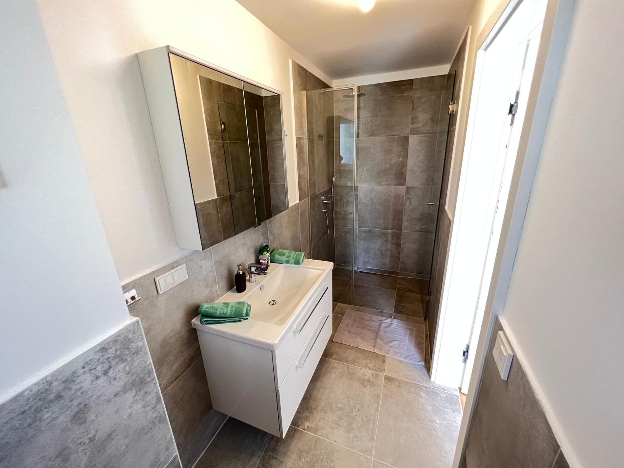 25H Spa-Residenz Best Sleep Privat Garden & Pools Нойзидль-ам-Зе Экстерьер фото