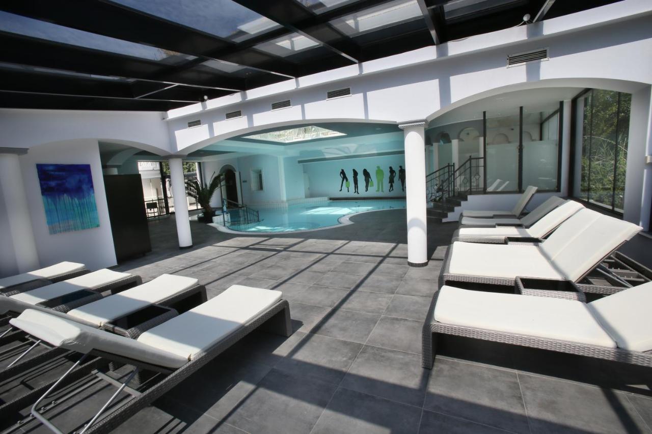 25H Spa-Residenz Best Sleep Privat Garden & Pools Нойзидль-ам-Зе Экстерьер фото
